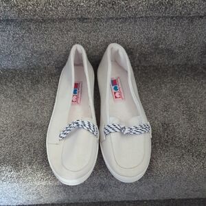 White Canvas Loafers with Bow Accent